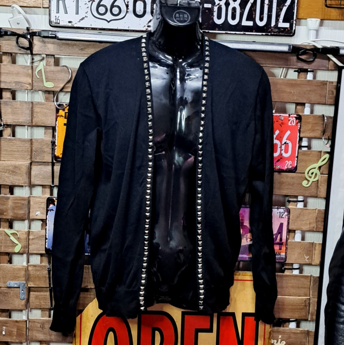 定価3万 松本潤着 ヒステリックグラマー スタッズカーディガン