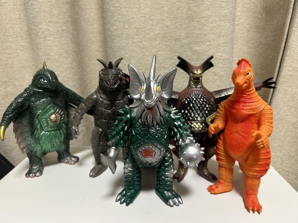 M1号 ウルトラQウルトラマンシリーズ マスコット怪獣5体セット　ソフビ M1号 ウルトラQウルトラマンシリーズ マスコット怪獣5体セット