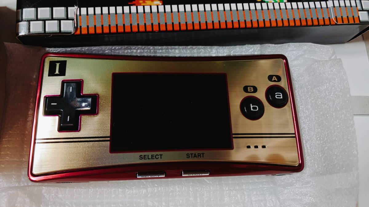 ゲームボーイミクロ ファミコンカラー 新品未開封 箱難あり+