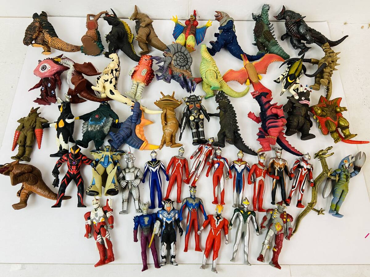ウルトラ怪獣ソフビ35体大量まとめ売りSET ウルトラ怪獣シリーズ500 怪獣ソフビ 39体セット - メルカリ
