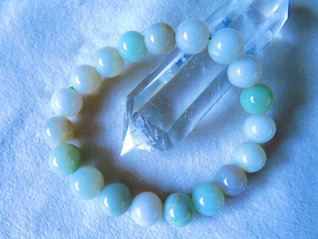 希少、最上級品、国石、綺麗色)糸魚川翡翠ブレスレット、13mm※歳末値引中※ 希少、最高級品、綺麗色)糸魚川翡翠ブレスレット、13mm 希少、最高級品