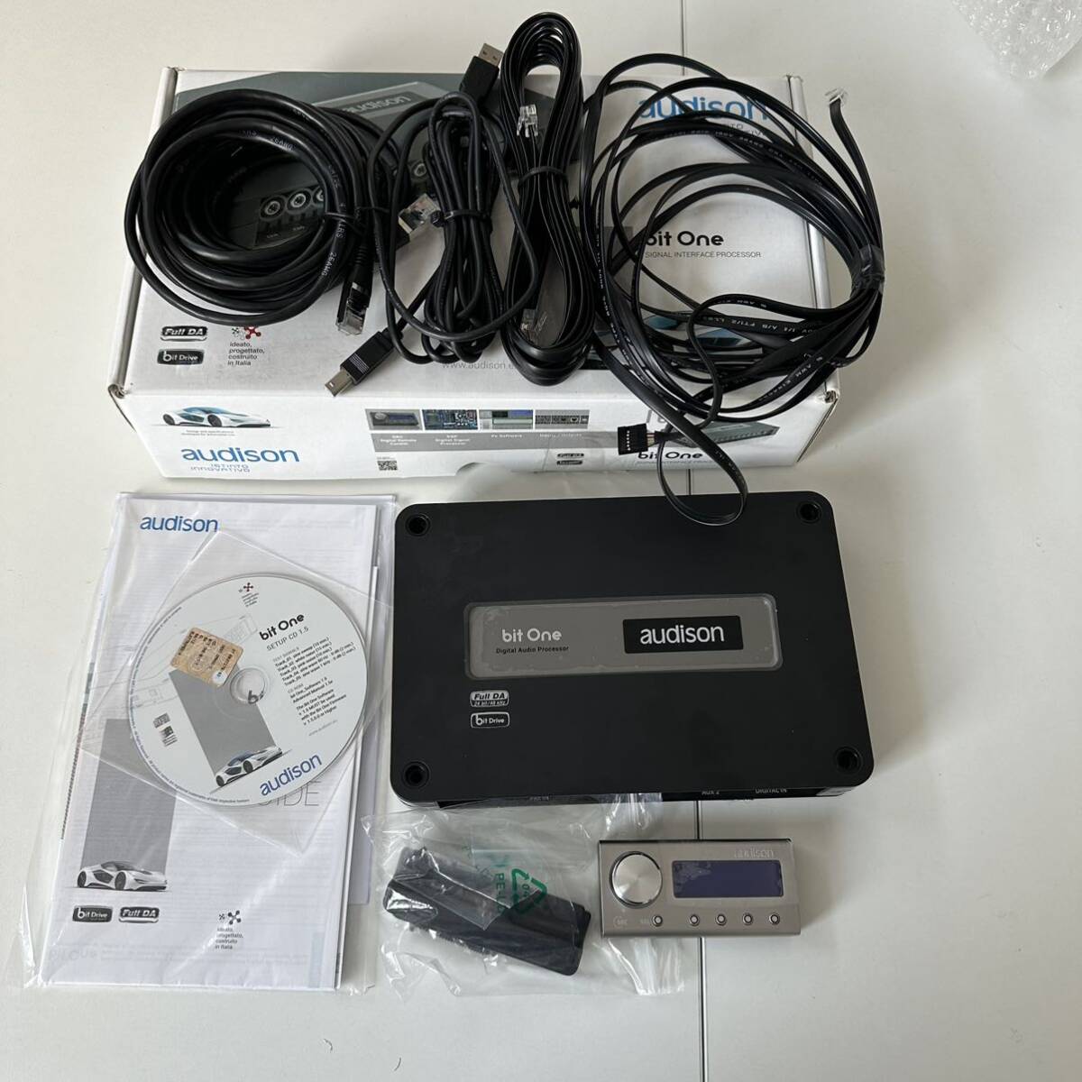 【目立った傷や汚れなし】オーディソン bit one.1 8チャンネル デジタルプロセッサー DRCリモートコントローラーセット 純正
