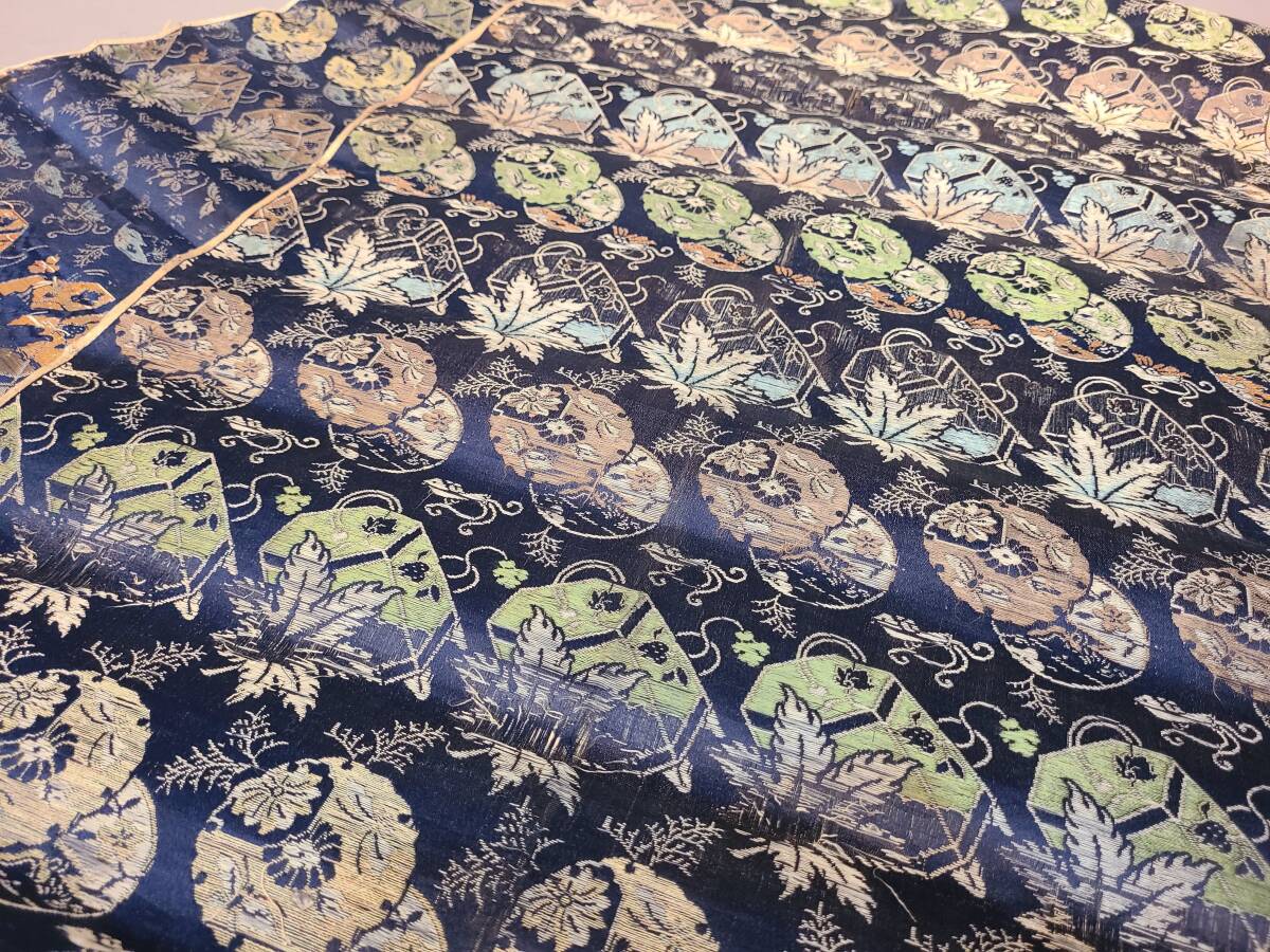 装束 神職 神官 雅楽 狩衣 金襴地 神職衣装 神官 狩衣 狩衣が安い8322の神職衣装用の狩衣を格安