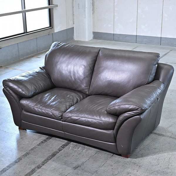 ポルトローナフラウ「Talus/タルス」2人掛 本革 ラブ 2P ソファ