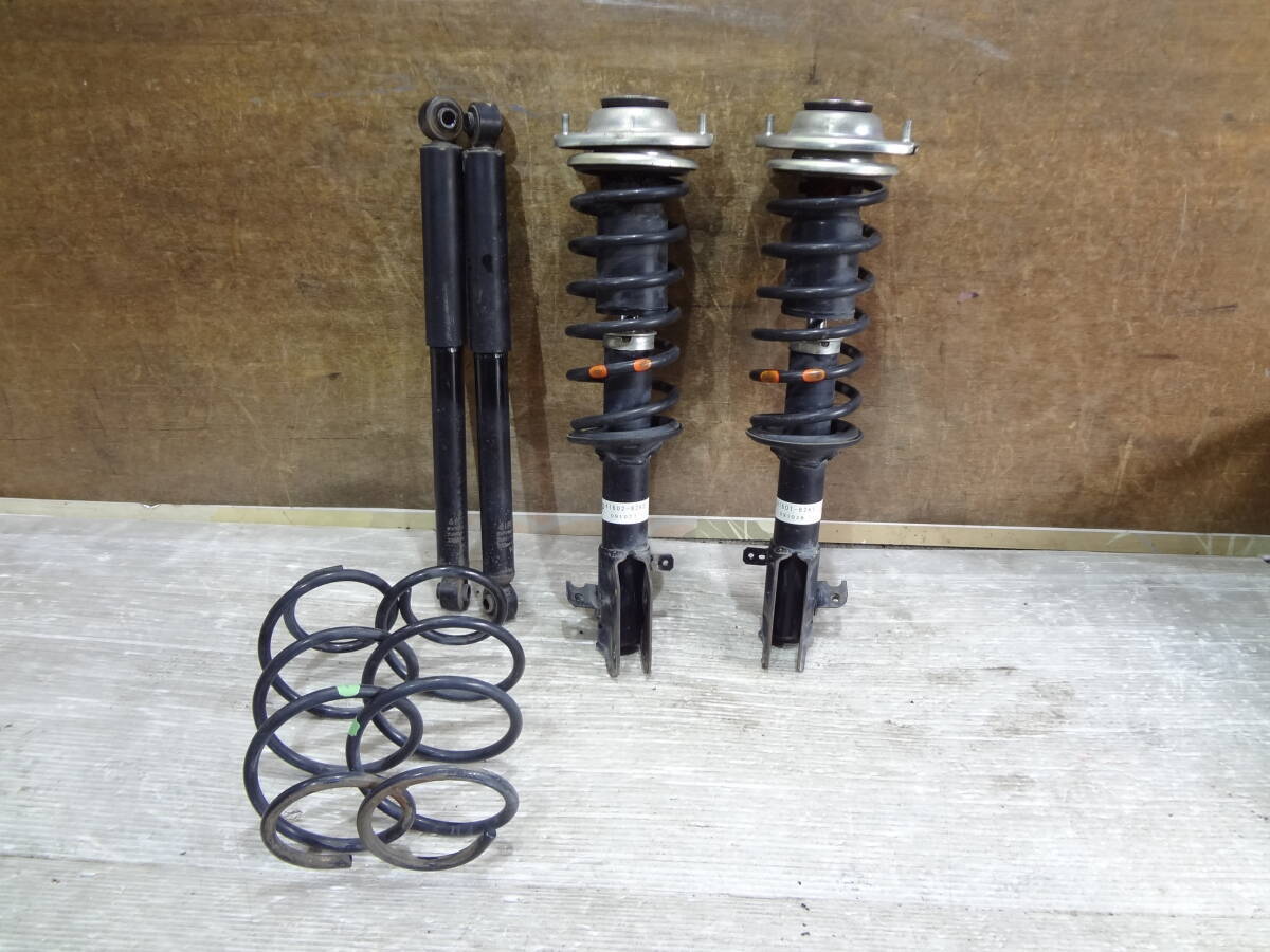 C26 日産セレナ SERENA　純正サスペンション　新車外し(納車日に) 新車外し】日産 セレナ c26ハイウェイスター 純正 サスキット