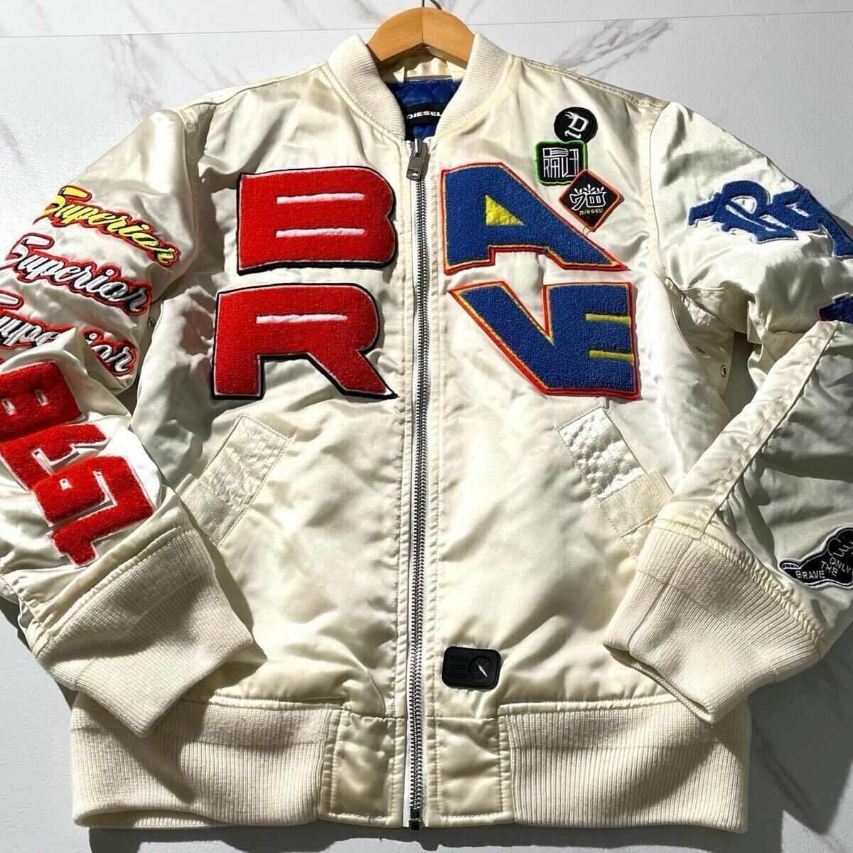 DIESEL スタジャン BRAVE刺繍 DIESEL スタジャン BRAVE刺繍