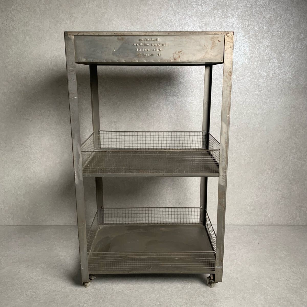 希少 西川金太郎 真鍮x鋳物 ハンガーラック キャスター付 インダストリアル 希少 西川金太郎 真鍮x鋳物 ハンガーラック キャスター付