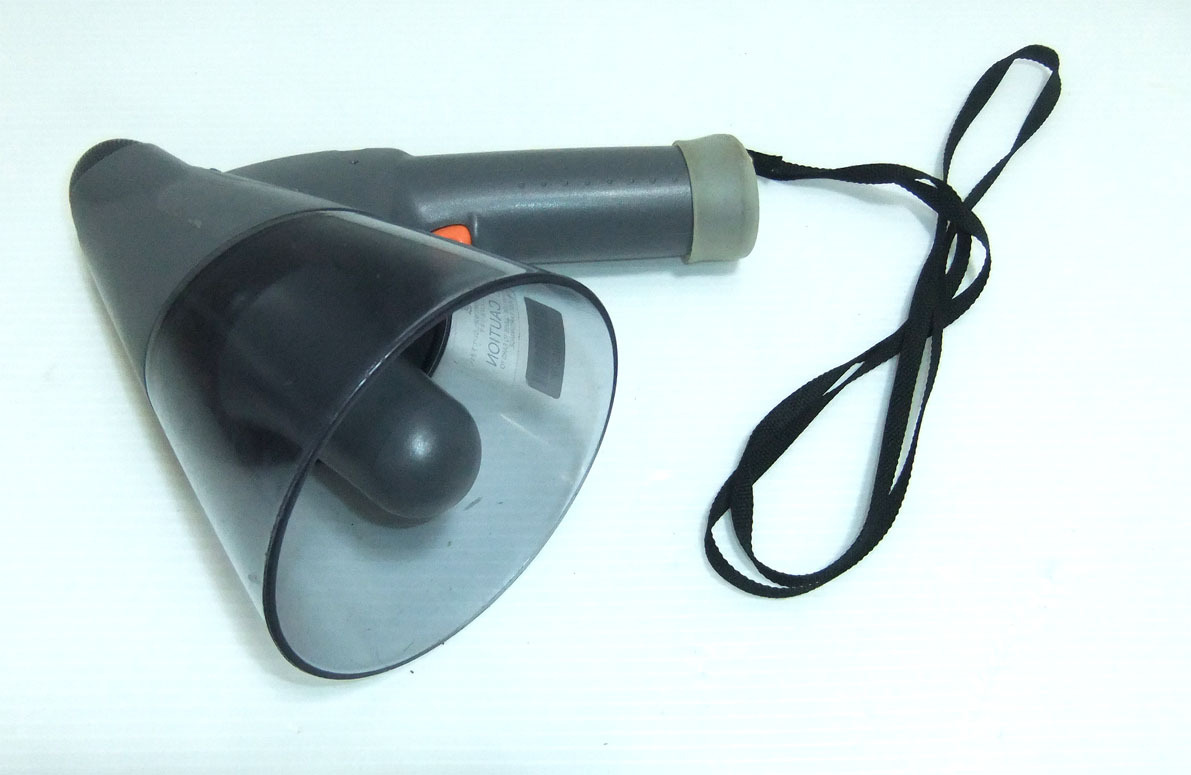 Gm3251】TOA トランジスタメガホン 6W 拡声器 model ER-332 TRANSISTOR