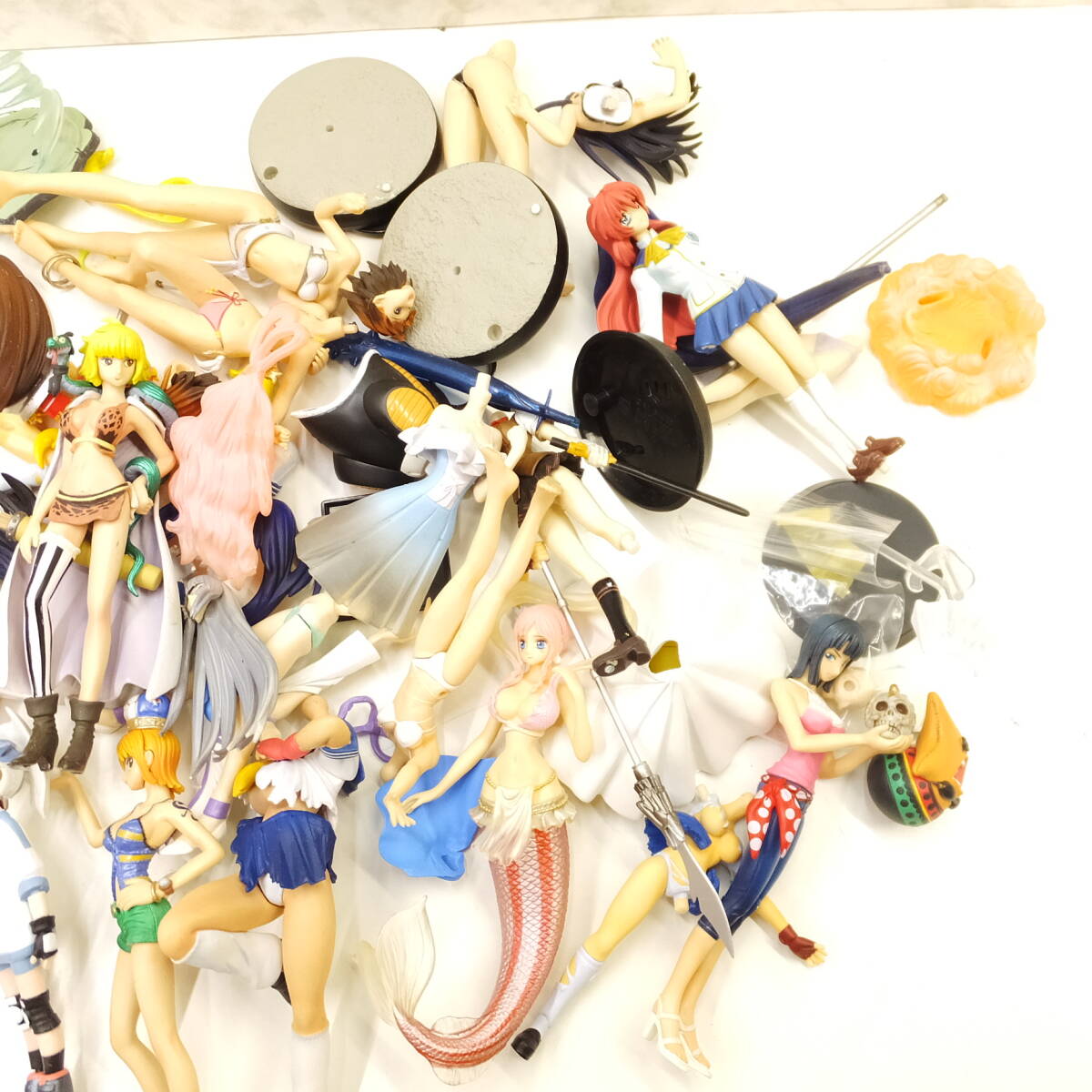 デジタルギャルズパラダイスフィギュアコレクション ソウルイーター4体 カプセルトイ ガチャガチャ フィギュア デジタルギャルズ