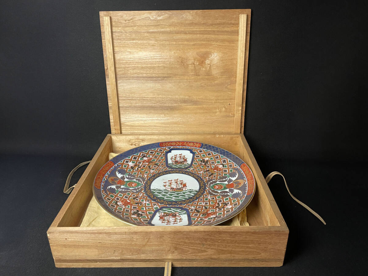 大聖寺伊万里 金襴手 五艘船に南蛮人の図 蓋茶碗 F318AS-CXy