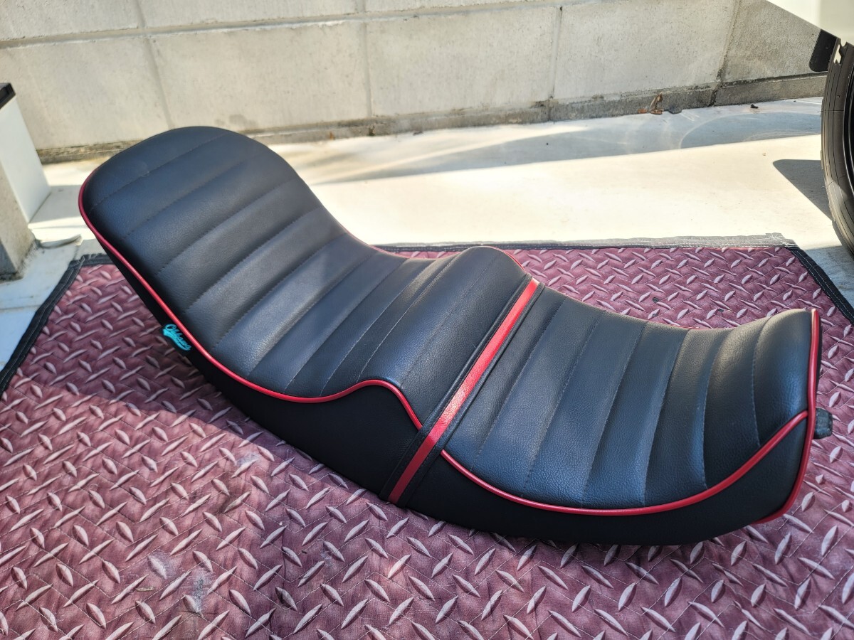 CBX400F 三段シート オオカワ製 蛇柄 エナメル 美品