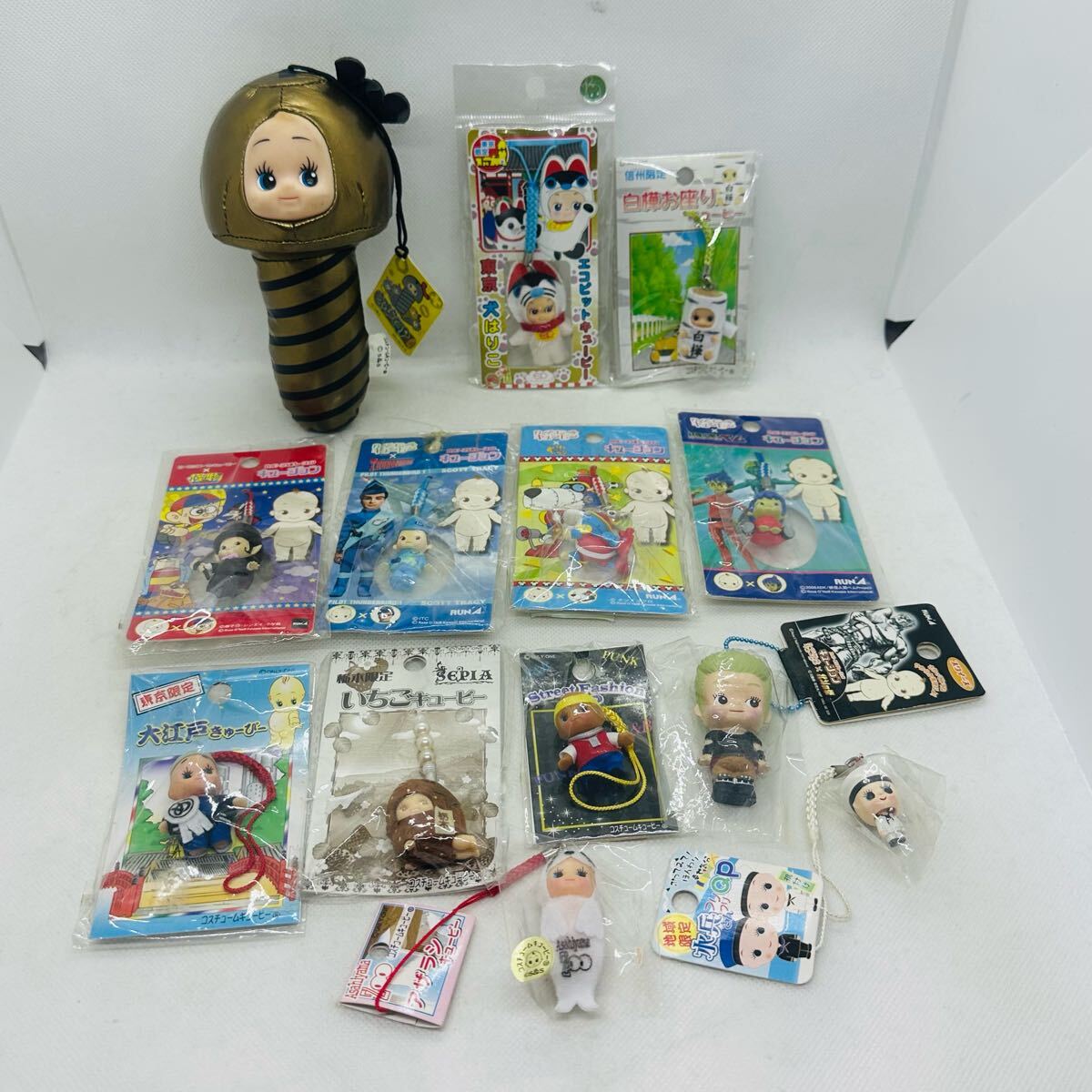 キュージョン　ディズニー　ピノキオ　キューピー　根付けストラップ キュージョン ディズニース 3匹のこぶた 根付けストラップラップ