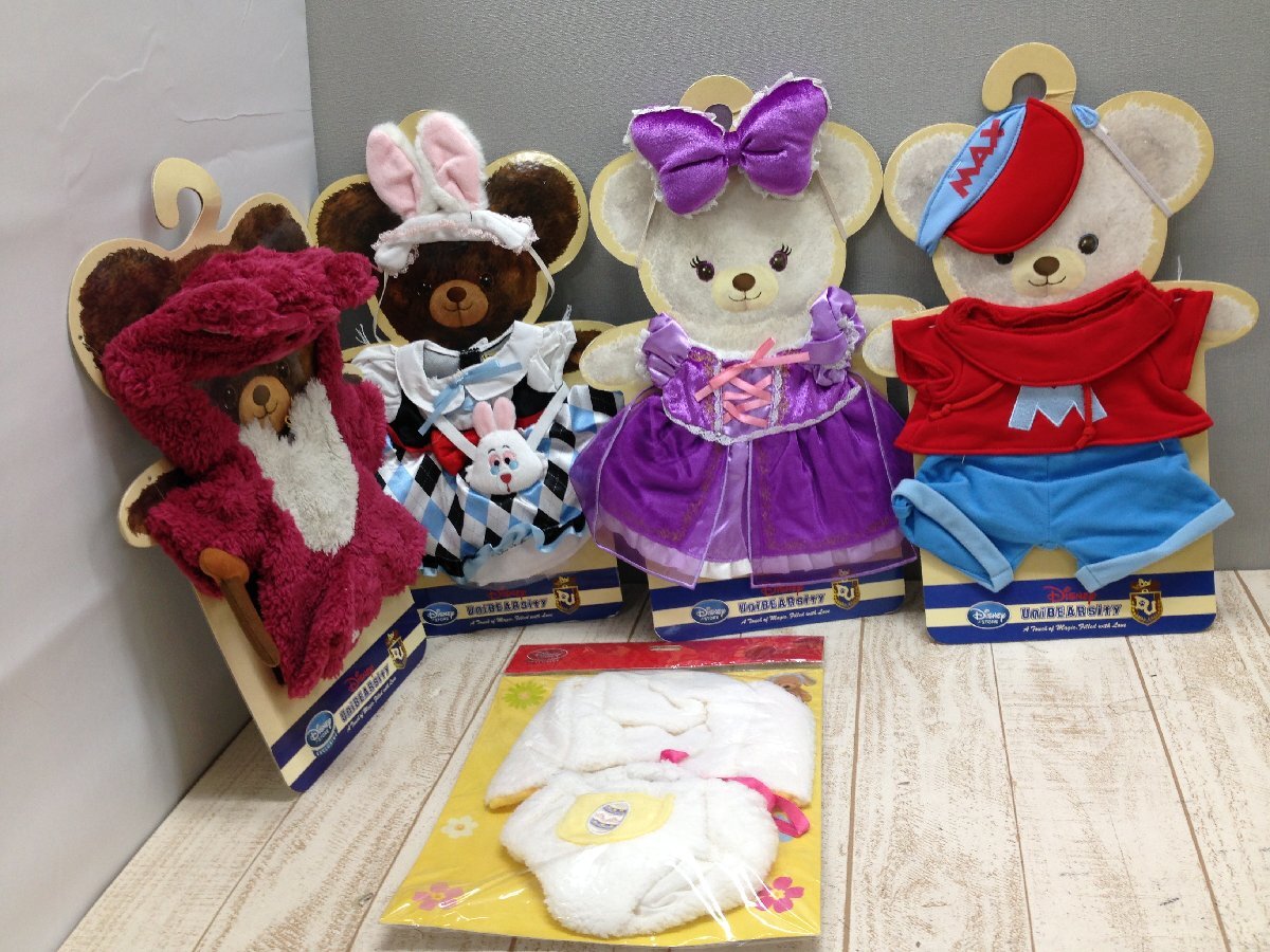 新品】Disney Store ディズニーストア ユニベア キーチェーン