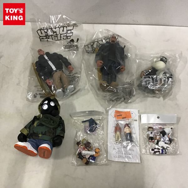 新品】500体限定 THREEZERO スリーゼロ ガスマスク フィギュア 迷彩