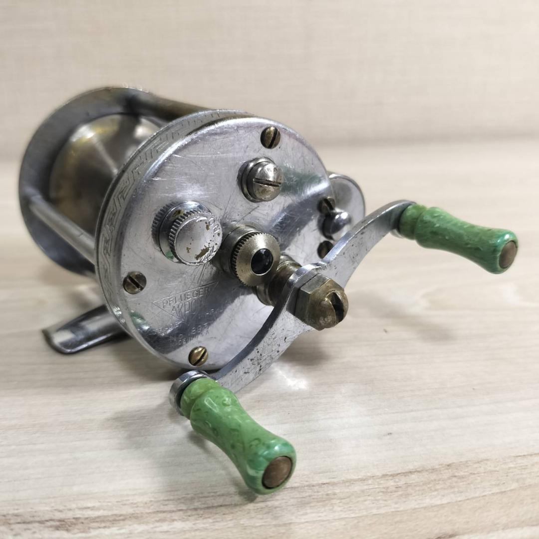 フルーガー ロケット 1355 pflueger rocket ダイレクトリールの落札