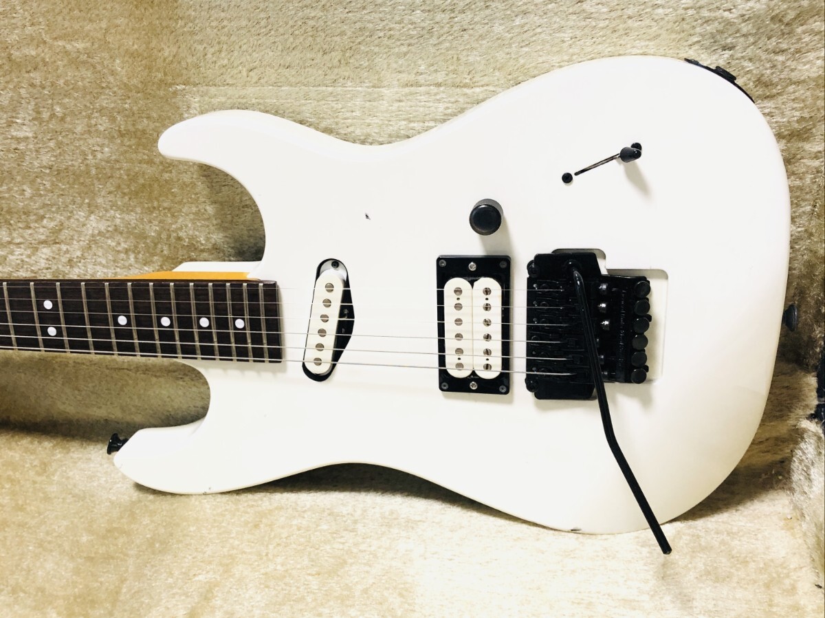 Charvel Model6 Yellow 聖飢魔Ⅱ LUKE篁参謀 レア☆