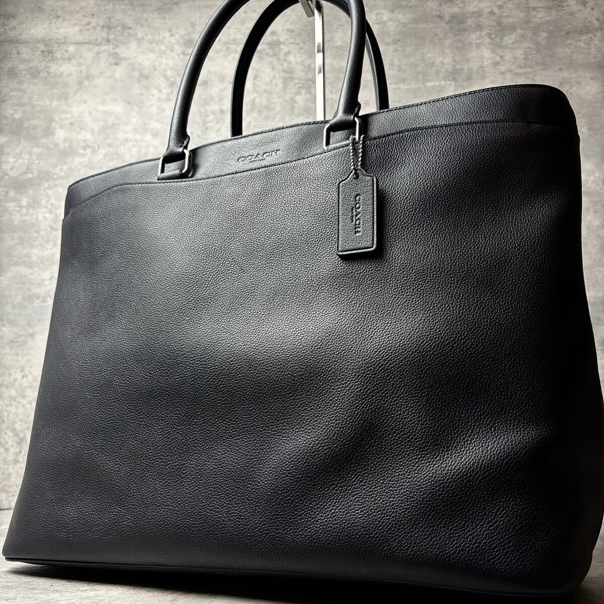新品】日本未入荷！COACH コーチF72702 ビッグ 馬車 ロゴ型押し ジェス 