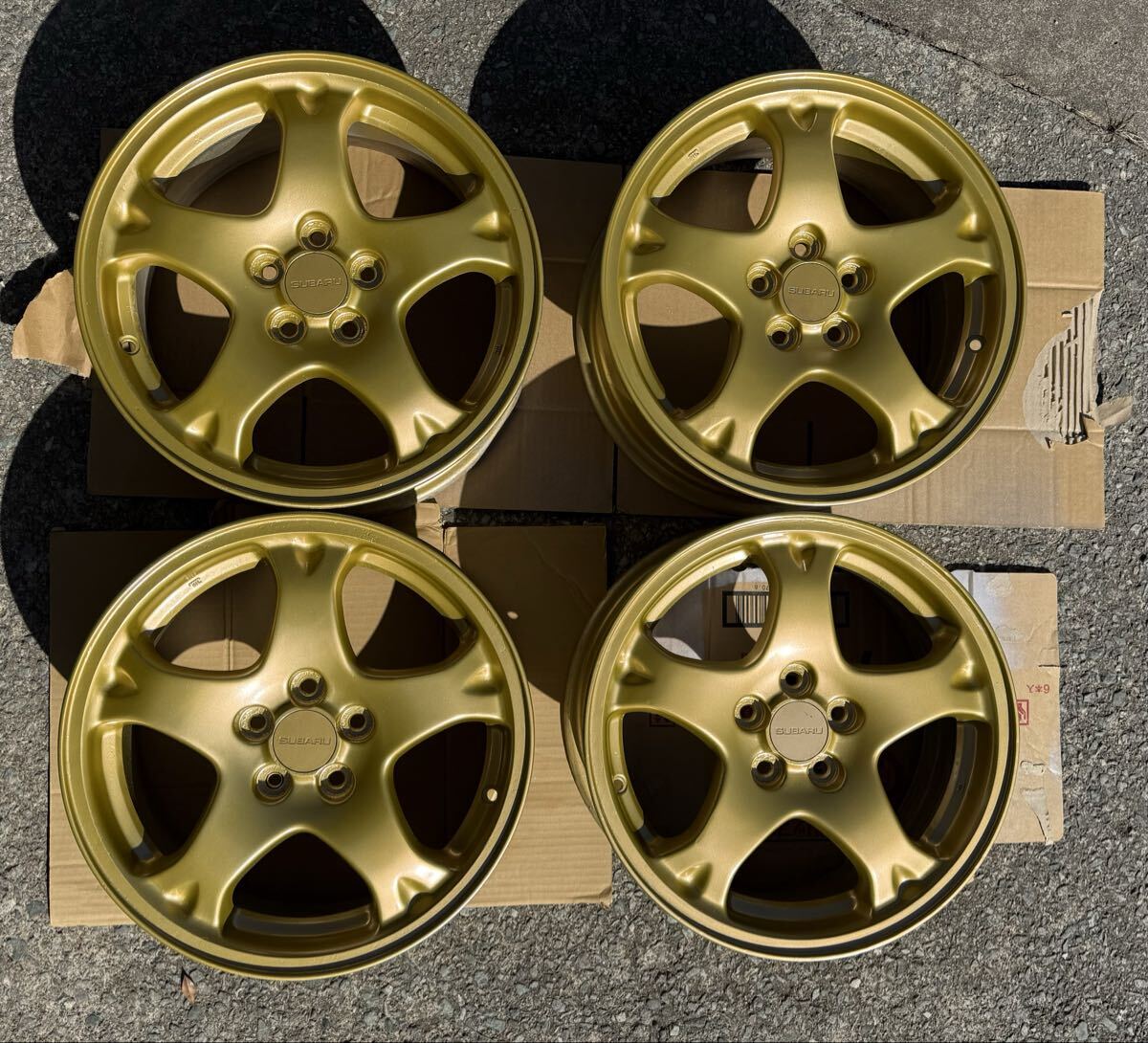☆スバル GC8 インプレッサ WRX STi 純正 ホイール 16インチ 7JJ +53 ☆スバル GC8 インプレッサ WRX STi 純正 ホイール 16インチ 7JJ +53