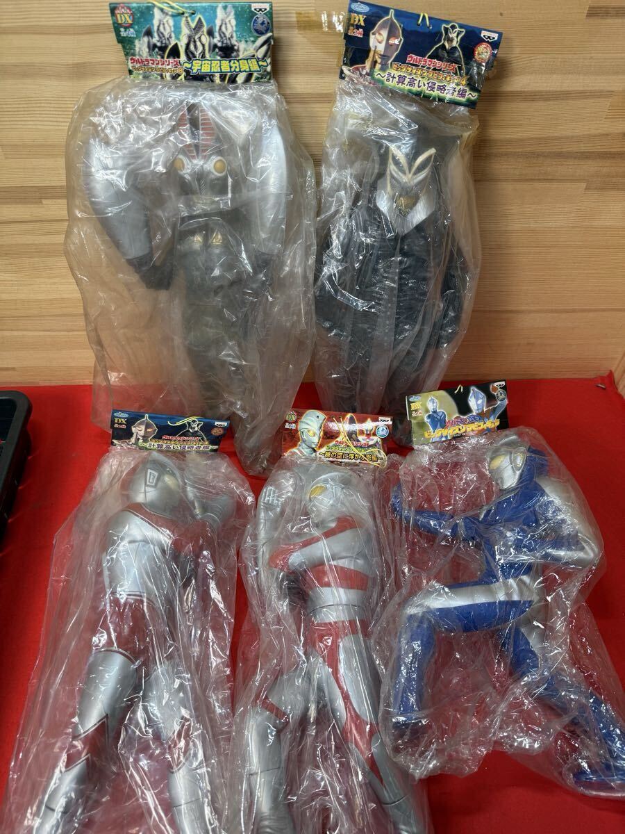 ◇希少☆タグ付きソフビ【『ウルトラマンコスモス』TV＆劇場版登場怪獣