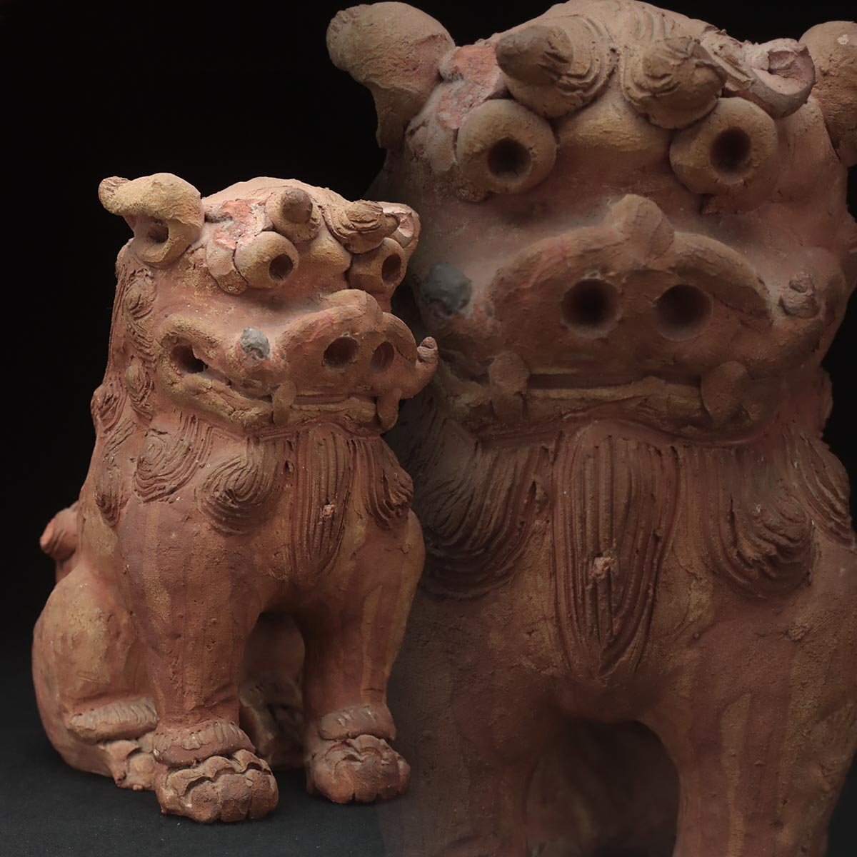 九谷焼！ 雌 唐獅子 置物 全高約18㎝ 玉乗り獅子 縁起物 魔除け 狛犬