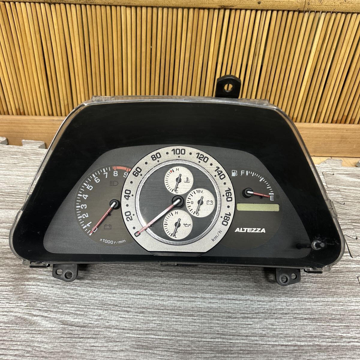 矢崎（YAZAKI）タコグラフ スピードメーター 日野？ 大型？ TCO17-140W