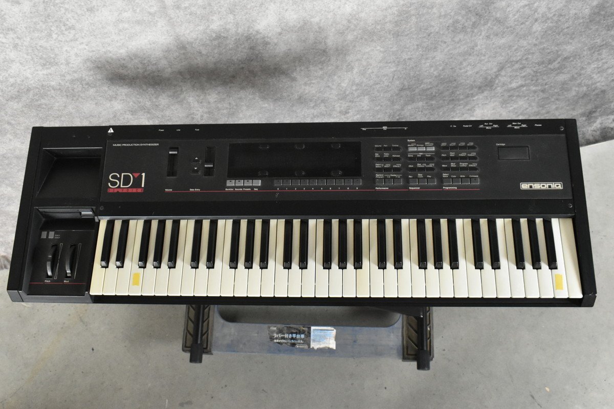 名機!! ensoniq VFX-SD 完動品 マニュアル 音色Disk付 更に即決時