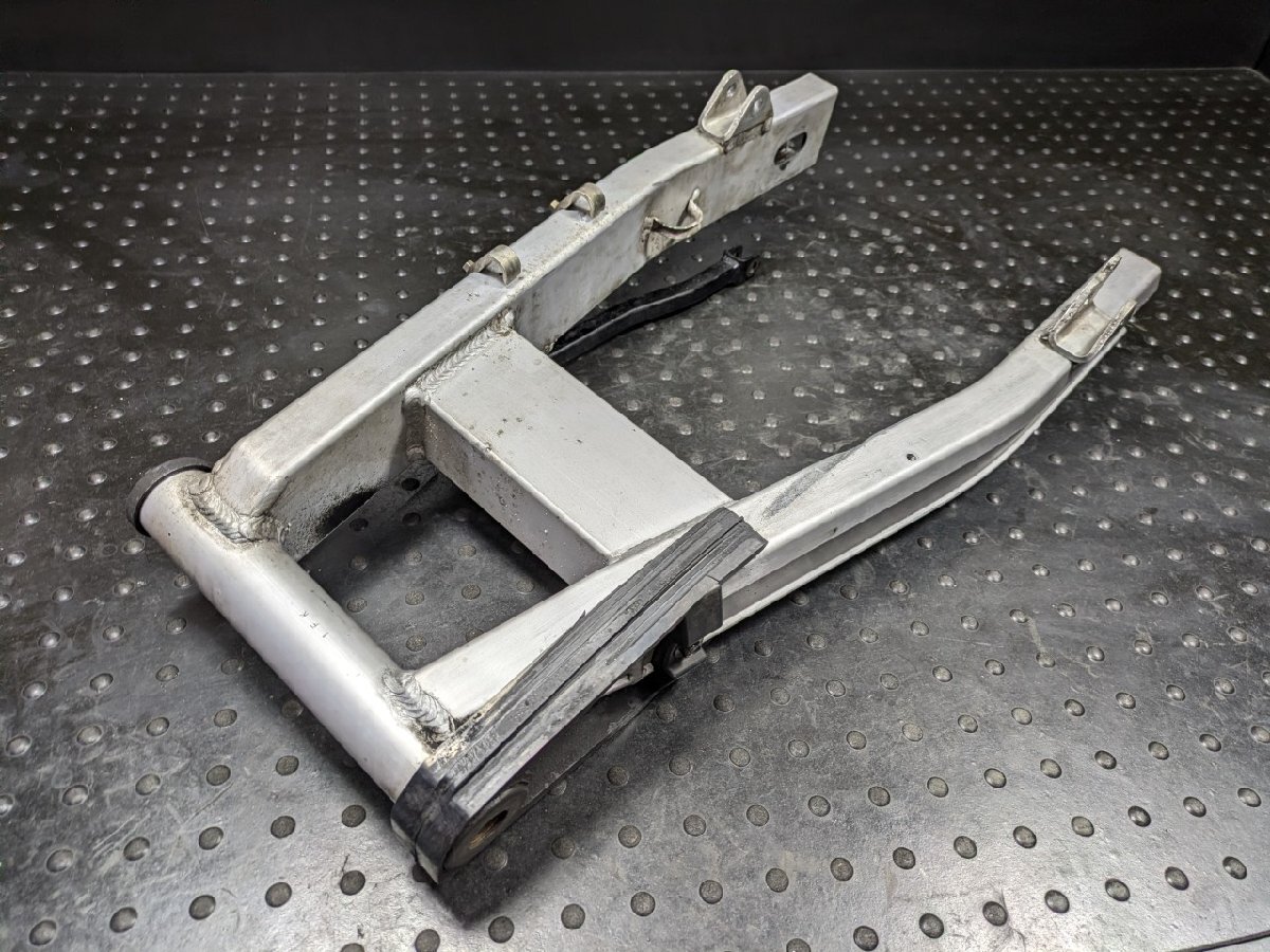 GSF1200 補強入りスイングアーム 7N01の落札情報詳細
