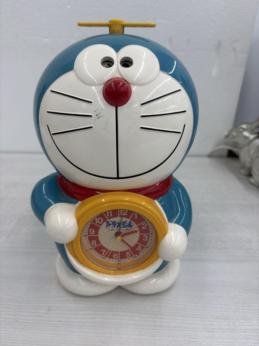 送料込☆服部セイコーSEIKO ドラえもん目覚まし時計 電池つきの落札