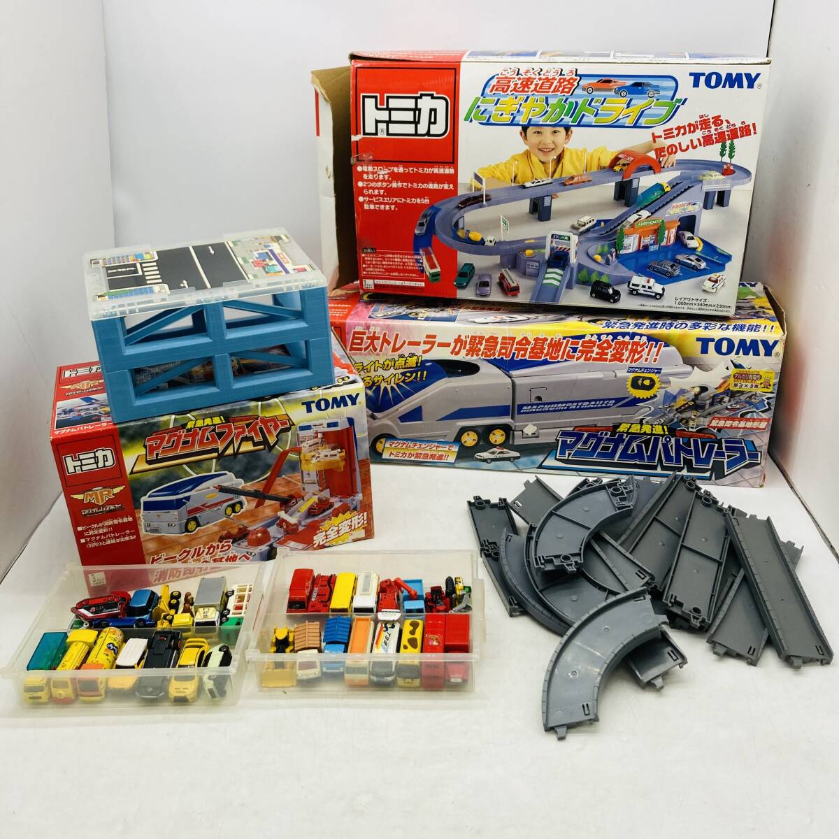 変形 セット割引きあり TOMY 「 マグナムファイヤー 」 緊急発進 緊急