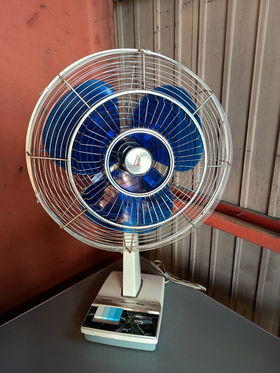 中古】【昭和レトロ】 SANYO 壁掛け扇風機 EF-C30Rの落札情報詳細