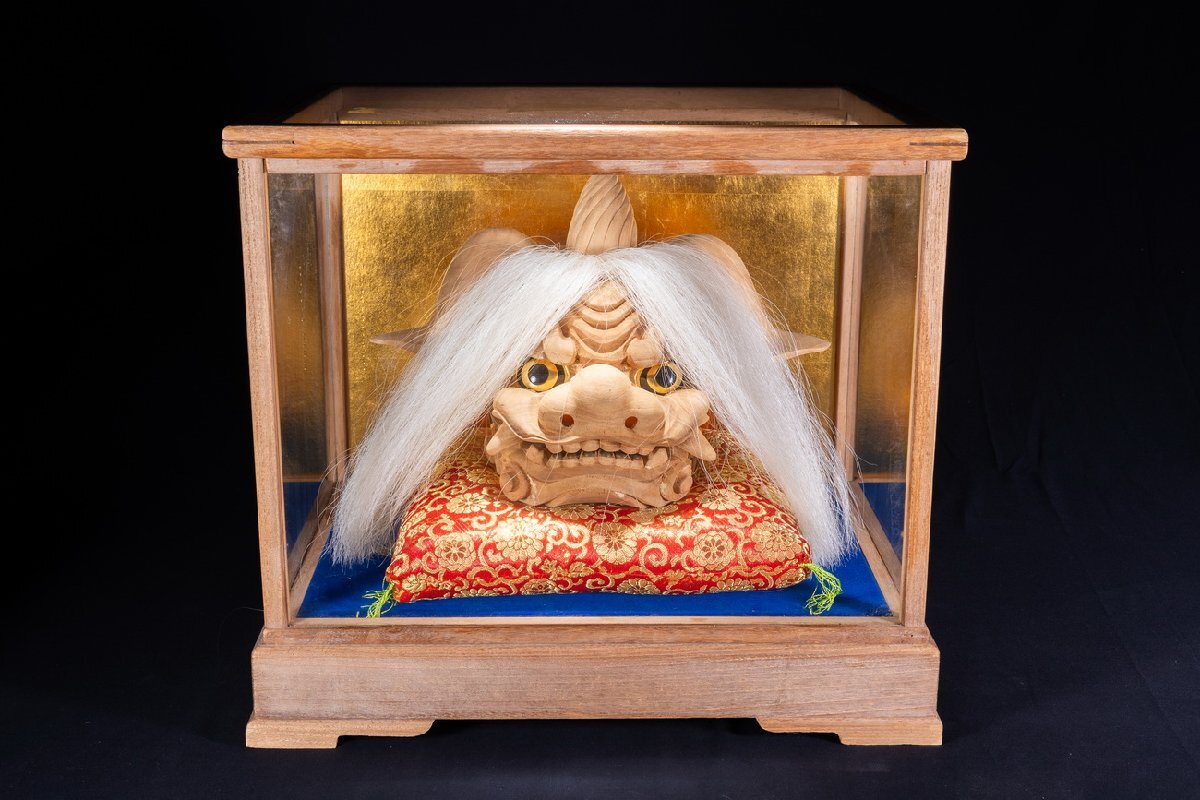 中古】【LIG】井波彫刻 荒井一吼作 木彫 金獅子 獅子頭 置物 共箱 [.QQ