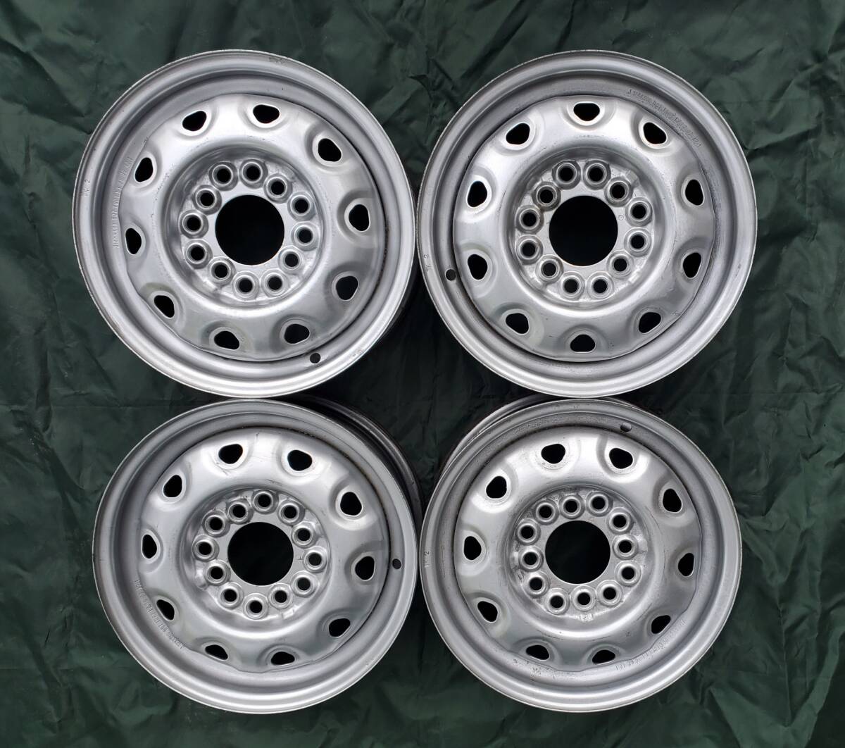 ◇◇希少！！ランクル80 純正 テッチン スチールホイール 16インチ8J