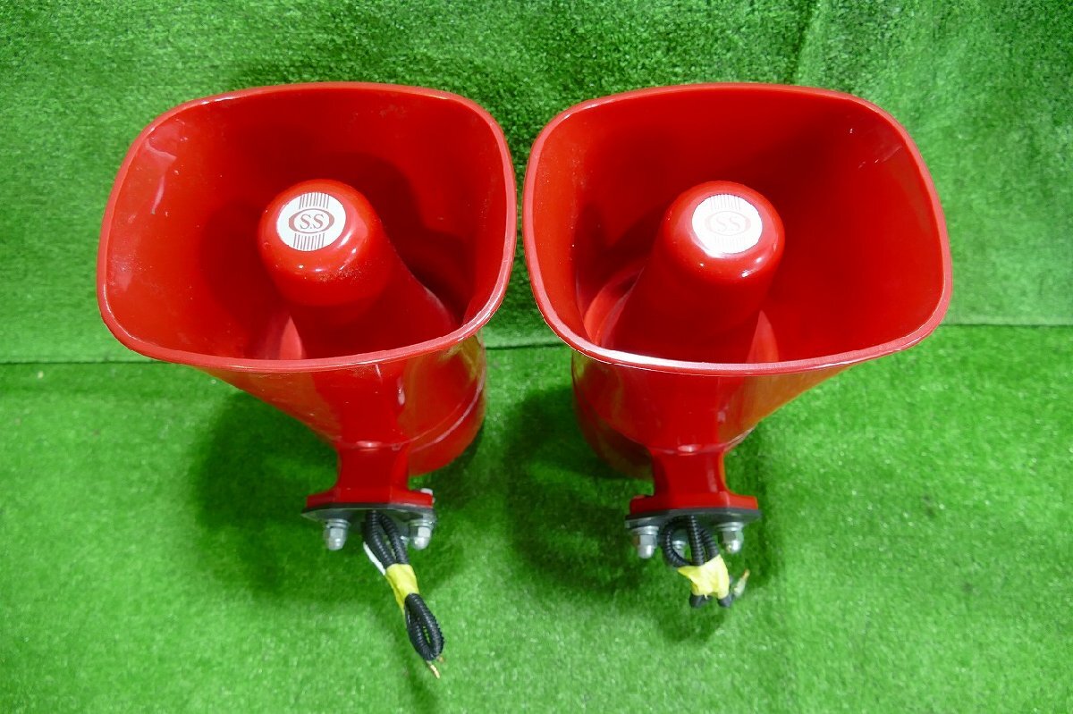 電子サイレンアンプ 12V 30W OSAKA SIREN製 TSK-312N マイク付 昭和