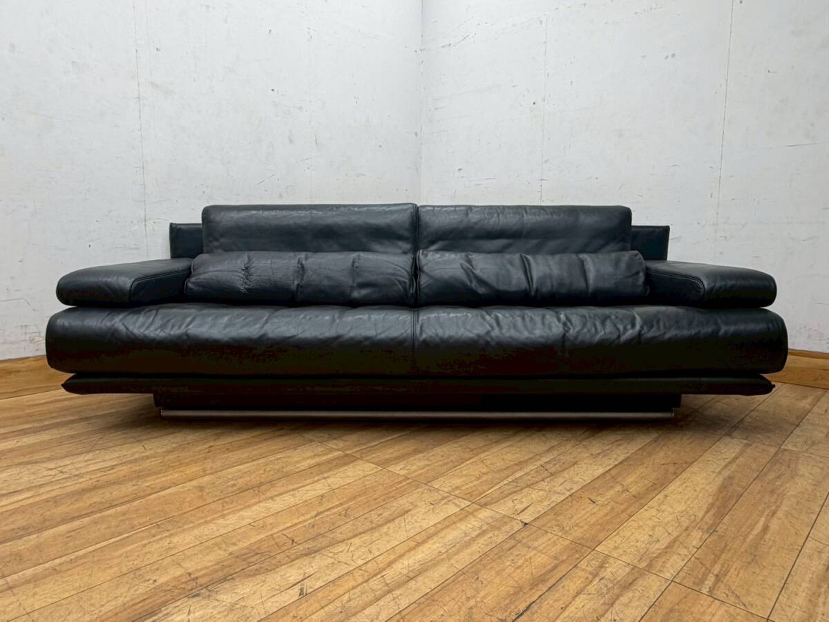 展示品 美品 イタリア製 erba「SOGNO」88万 奥山清行 本革 羽毛 2.5