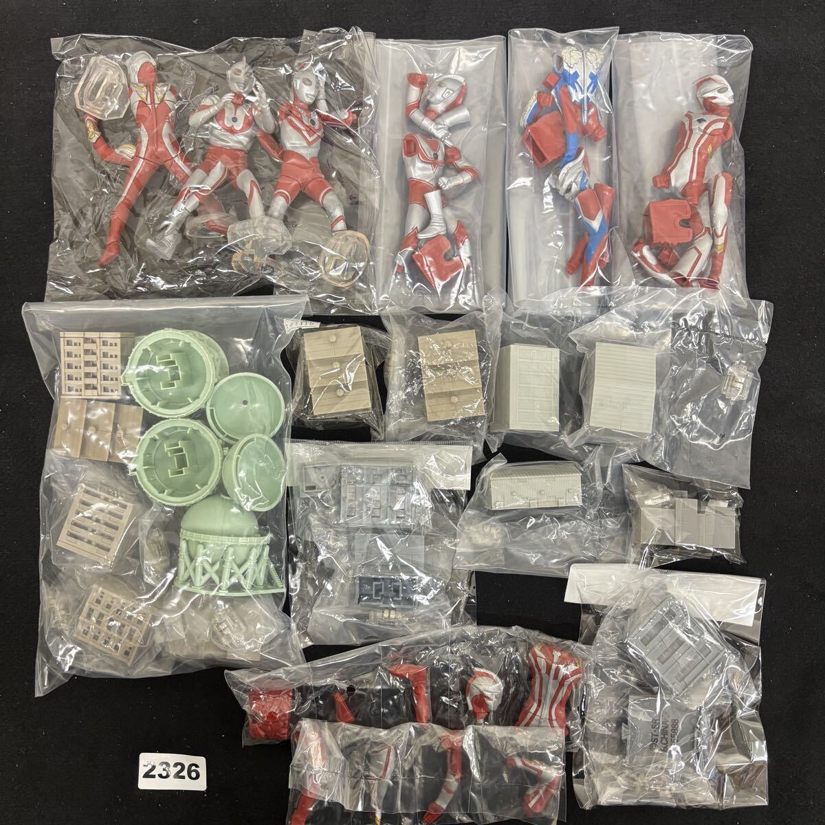 新品】ウルトラマン タロウ ウルトラの国 大爆発編 全6種 コンプ