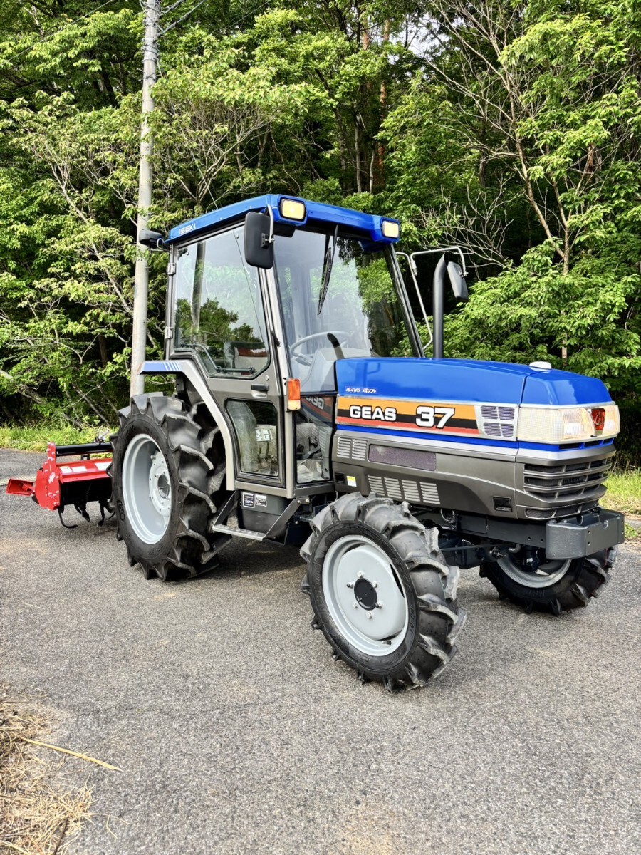 目立った傷や汚れなし】クボタトラクター GL321 32馬力 790h エアコン 