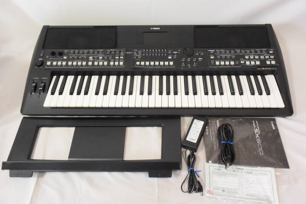 ◇【ヤマハ YAMAHA 電子キーボード EZ-J53 ポータトーン PORTATONE 61 