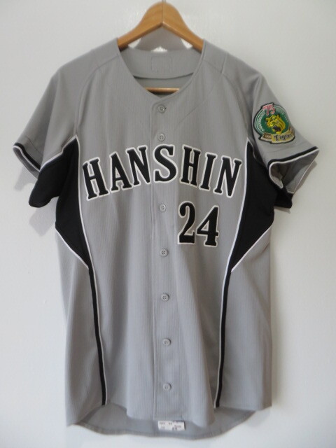 阪神タイガース】プロコレクションユニフォーム・2006ビジター 6.金本