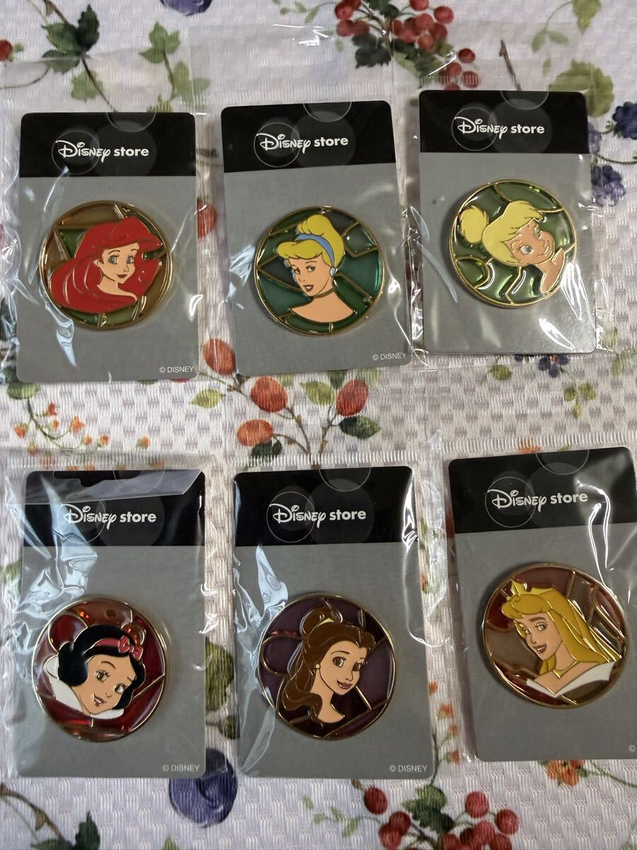 新品】ディズニー ピンバッジ 未開封品 30点！レア品含む ディズニー
