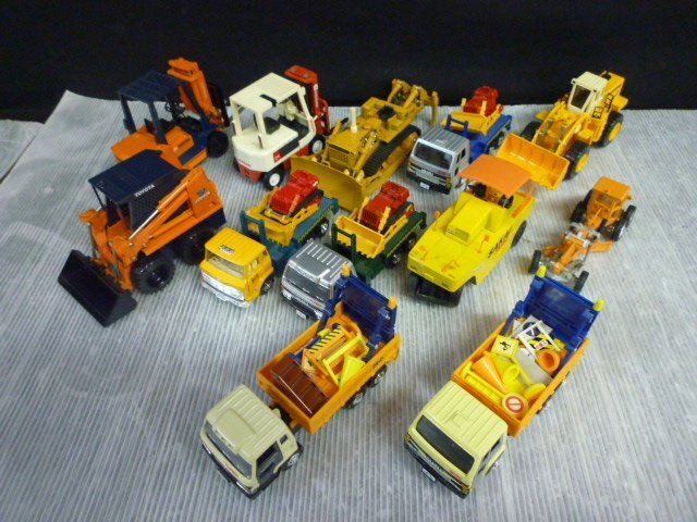 昔のミニカー 米澤玩具 ダイヤペット コマツ D355Aブルドーザー 日本製