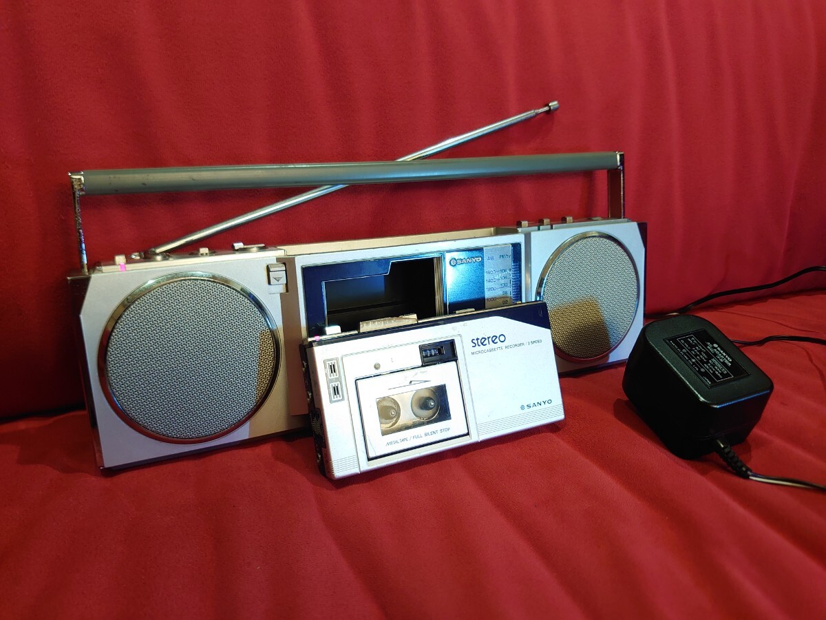 SANYO MR-88 ステレオマイクロカセットレコーダー　ジャンク品 ◇ジャンク品◇着脱式マイクロテレコ内蔵ラジカセ『MR-88(MR-88T+MR