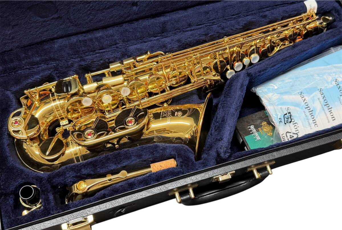 r29 YAMAHA YBS-41 バリトン サックス 管楽器 ヤマハ ハードケース