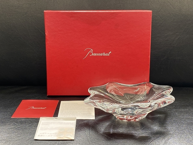 新品】おっぱい 胸型 セクシー 卓上 灰皿 陶器製 おもしろ どっきり