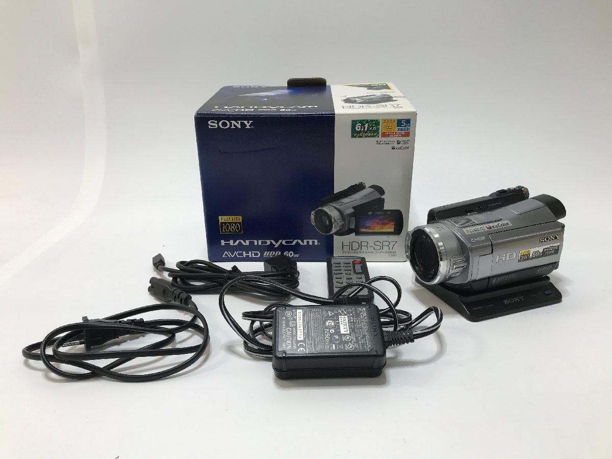 SONY ハンディカム CCD-TR2とハンディカムステーション等の落札情報