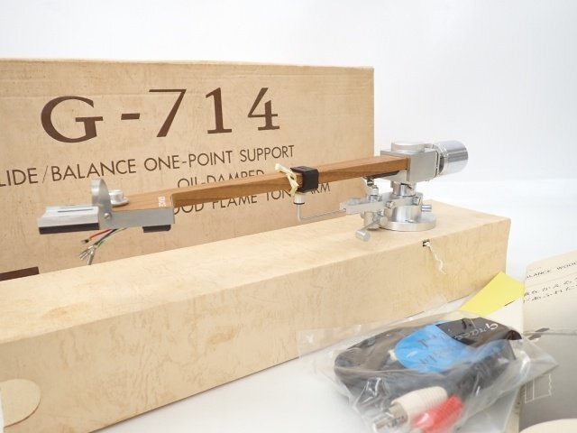 中古】50 エスティマ grace trim グレーストリム 助手席ドリンク