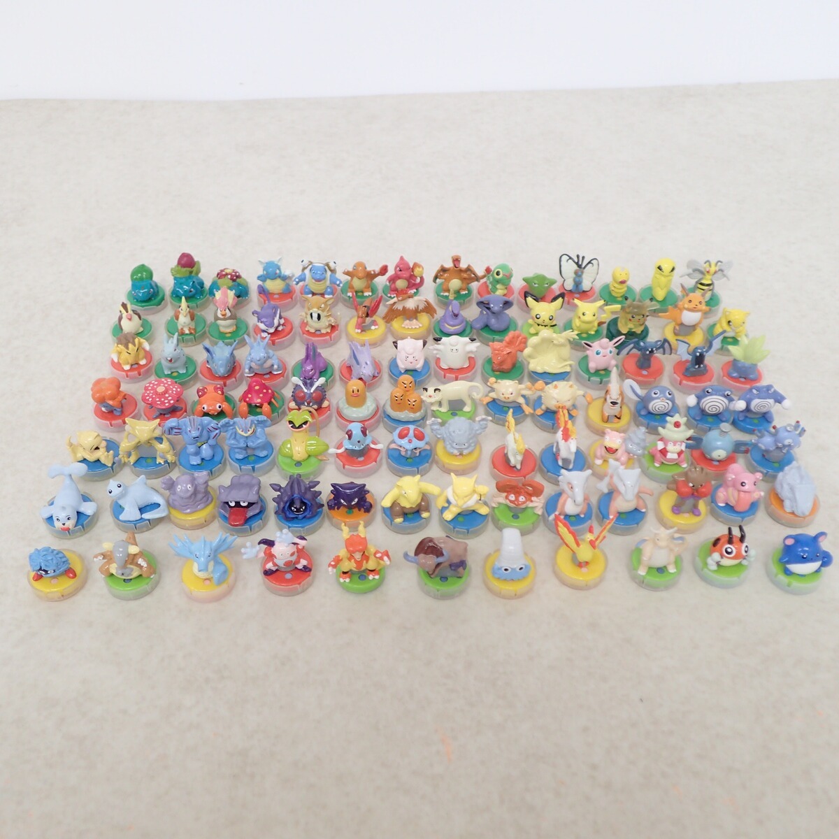 ポケットモンスターシリーズ]☆レア☆大量！ポケモンスタンプ 切手風
