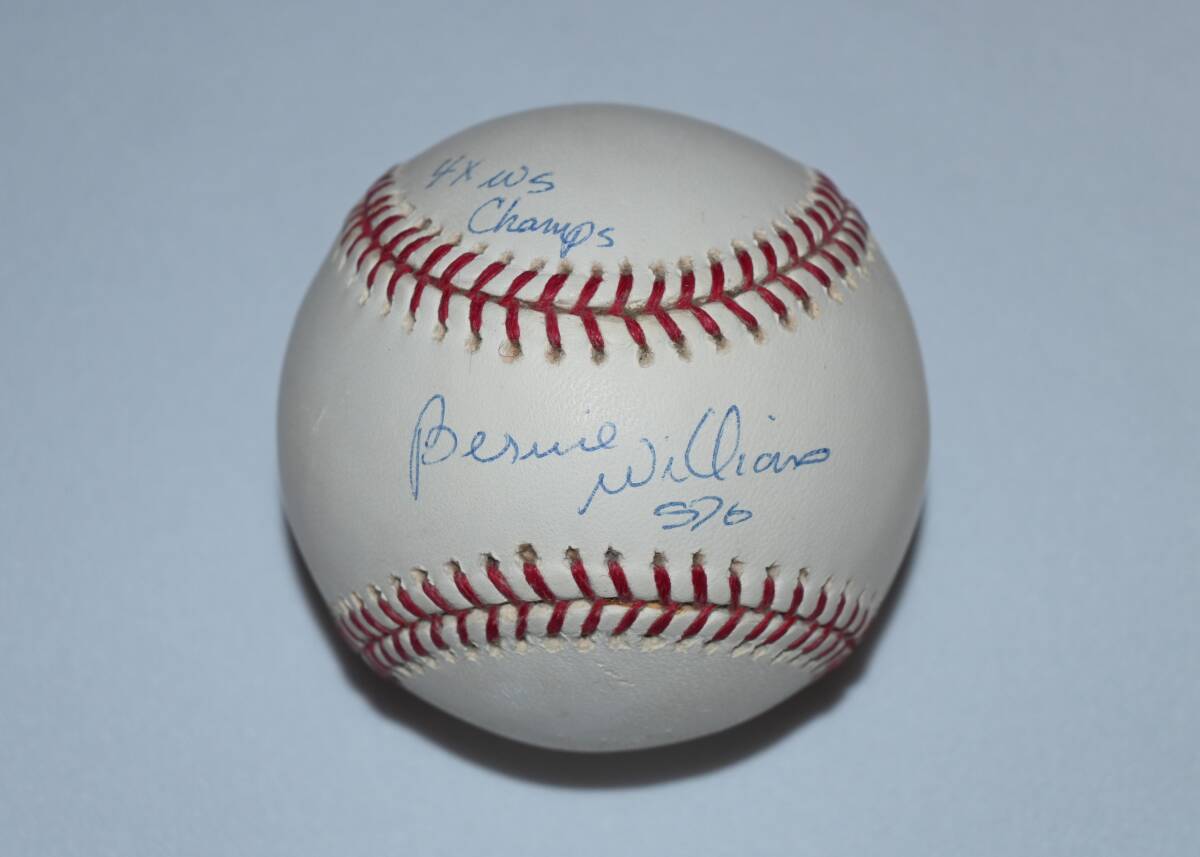 貴重　ミッキーマントル サイン入り野球ボール　ニューヨークヤンキース MLB】ミッキー・マントル 2003年 ハートランド Hartland