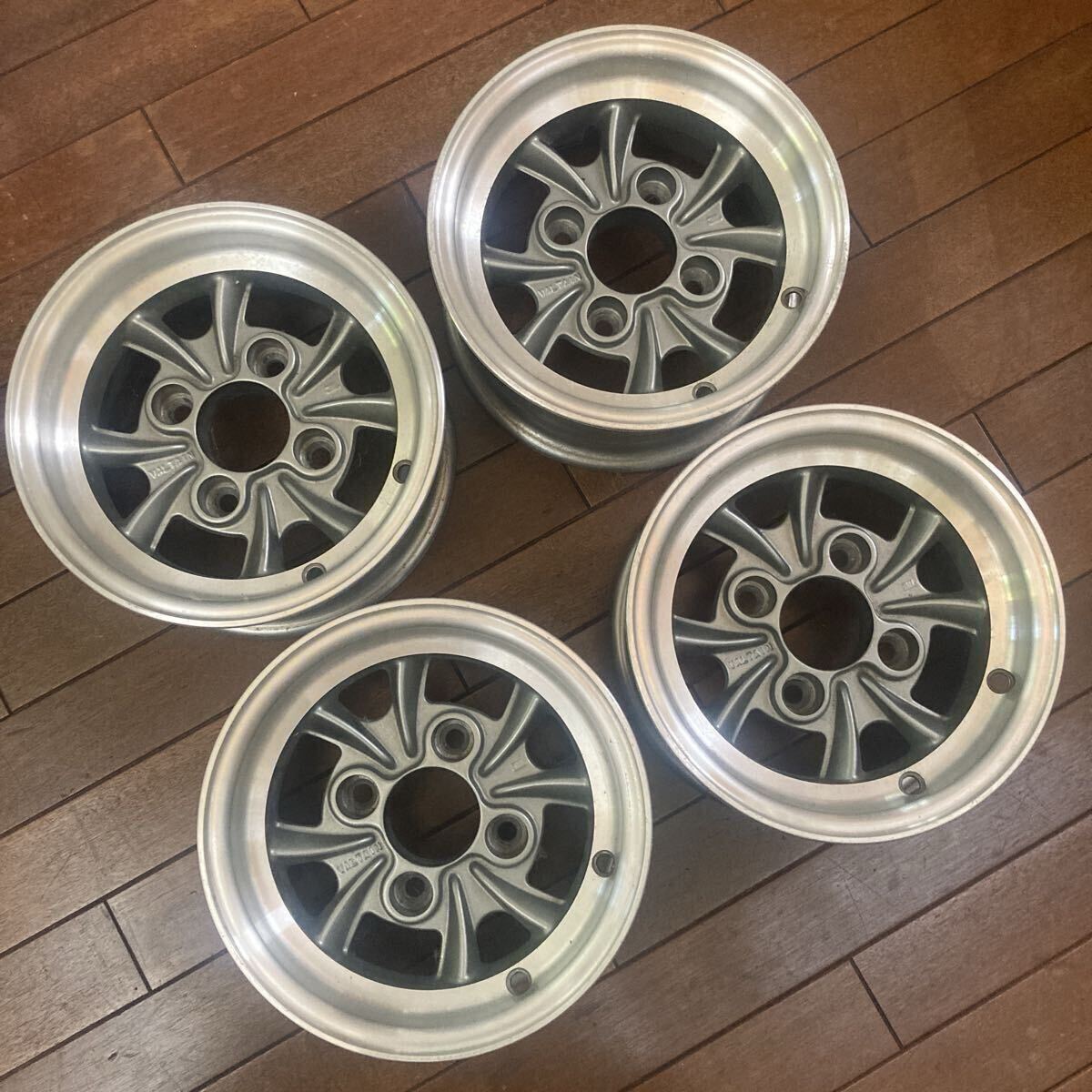 ☆ローバーミニ VALTAIN(ヴァルタン) 3Pアルミホイール 10インチ× 6J 