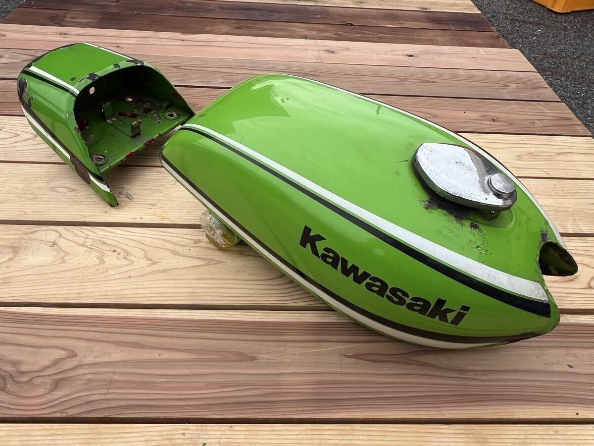 カワサキ KH250 B3 ガソリンタンク オリジナルペイント ヒゲライン