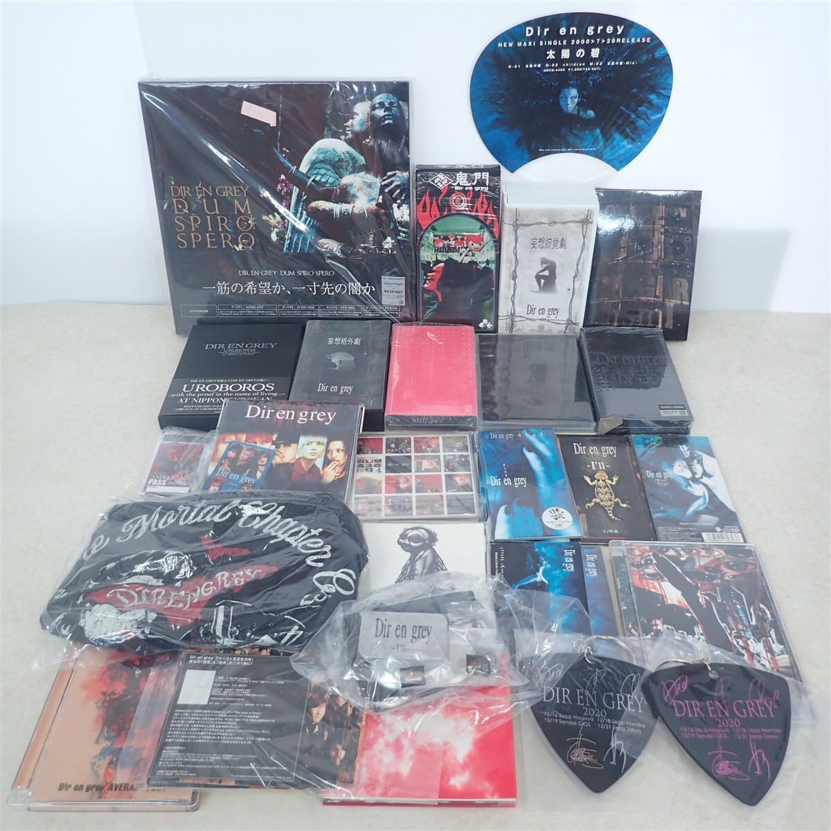 中古】DIR EN GREY 3枚セット カレンダー ポスター 2000年、2001年